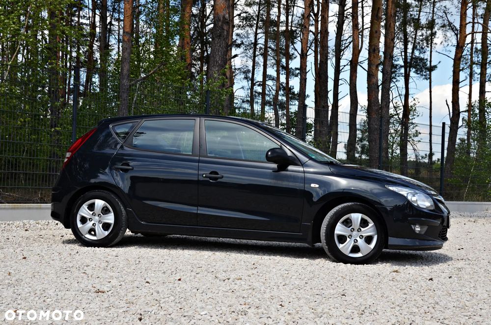 Hyundai i30 1.4 Classic + EU5 - 17