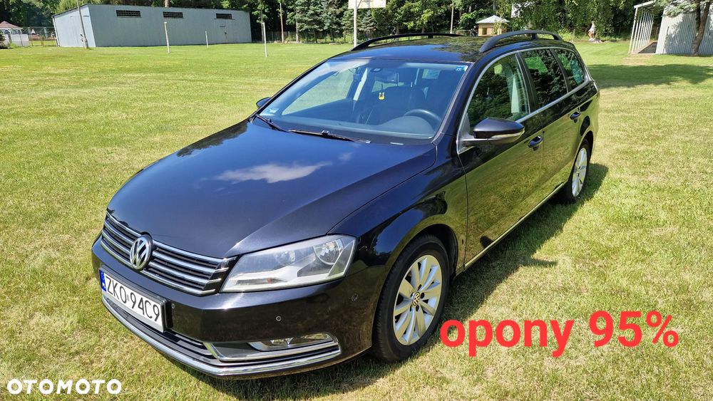 Volkswagen Passat - 1