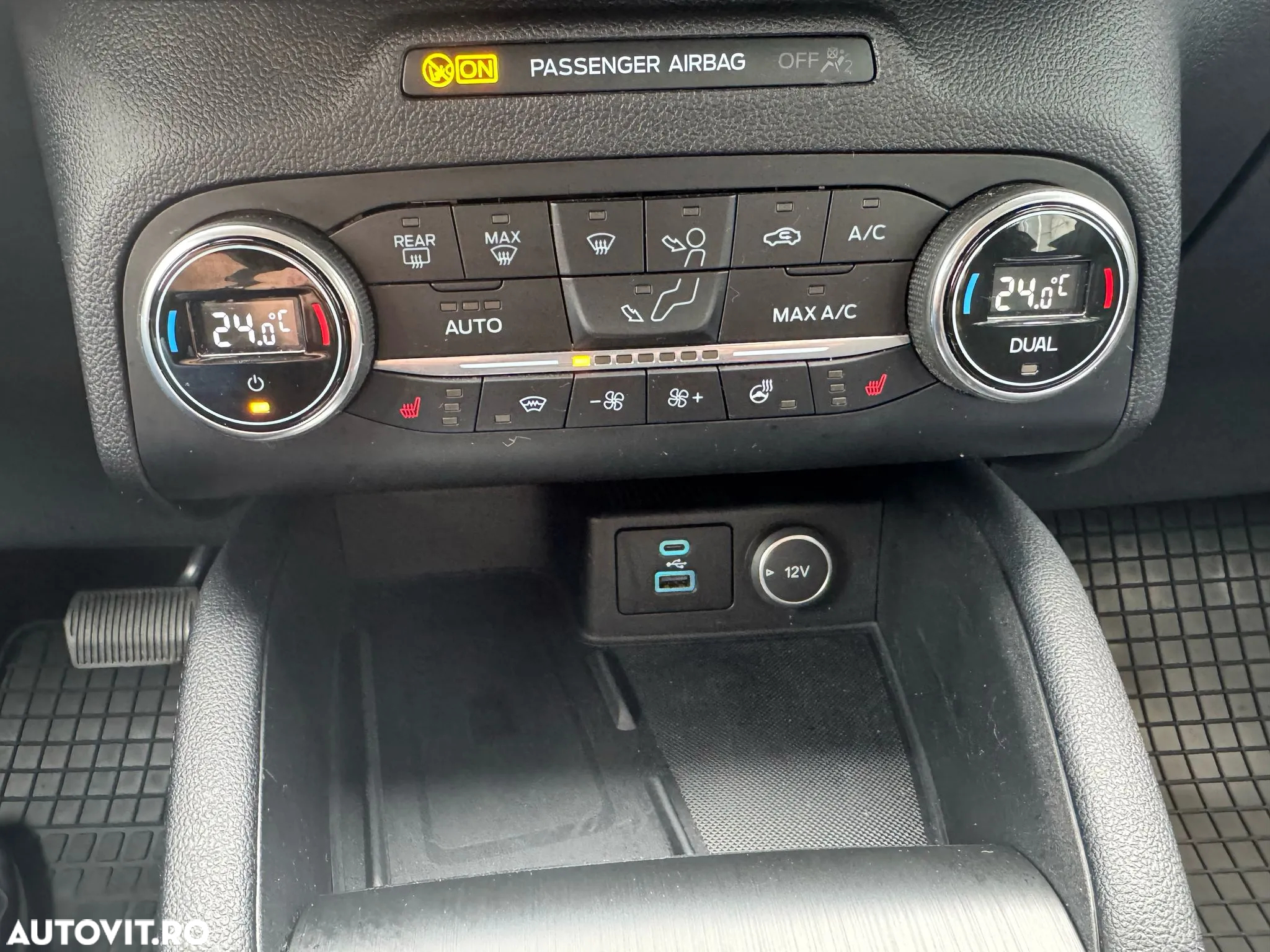 Ford Kuga 2.0 EcoBlue A8 AWD Titanium - 19