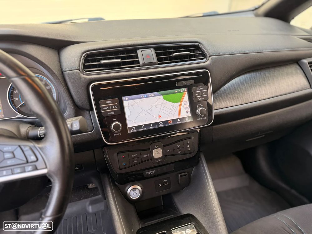 Nissan Leaf Acenta - 21