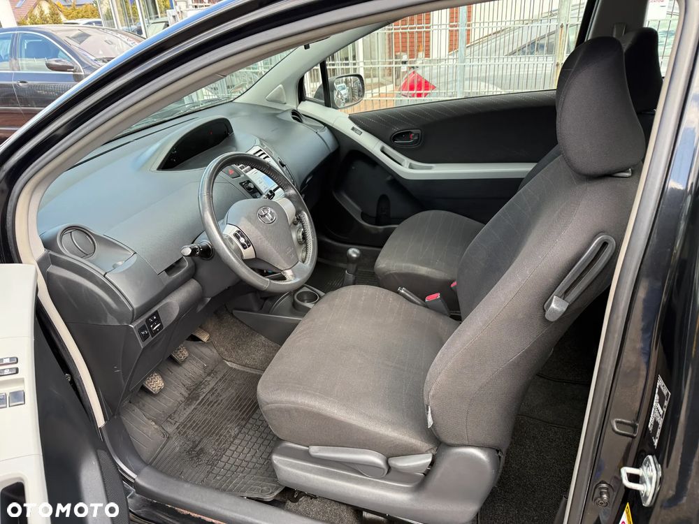 Toyota Yaris 1.0 VVT-i Sol - 16