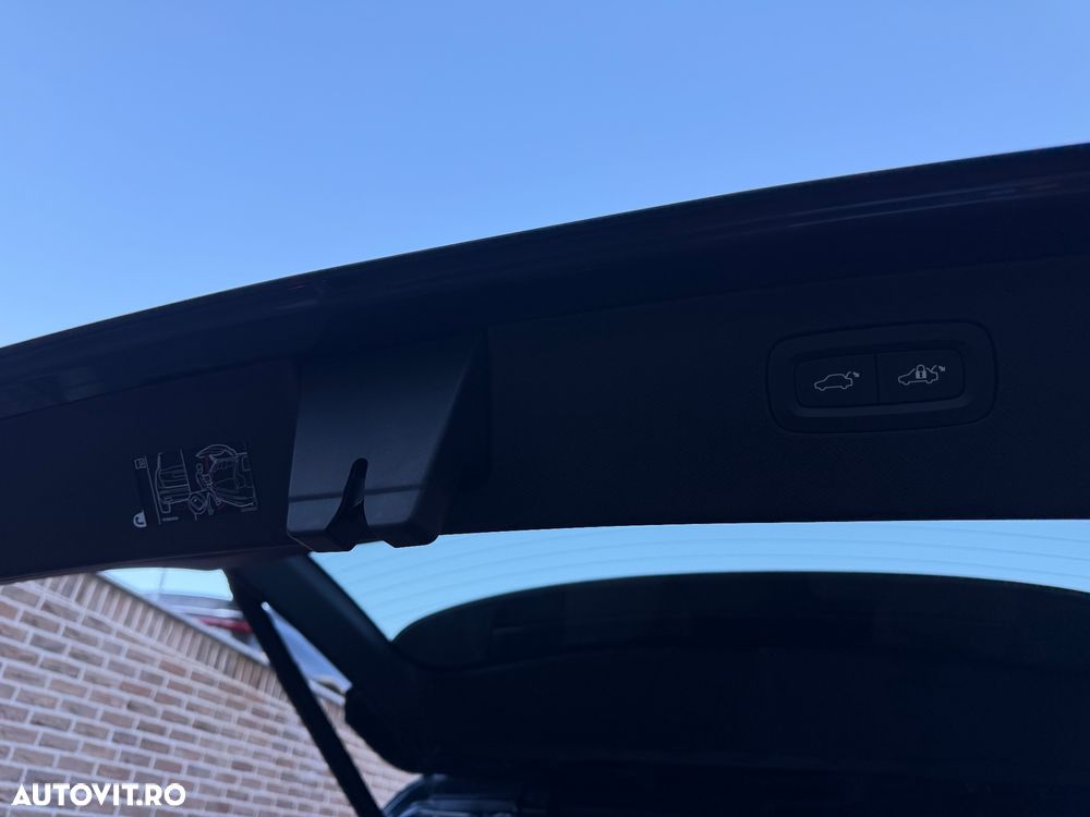 Volvo XC 90 T8 AWD Recharge Geartronic Inscription Edition - 40