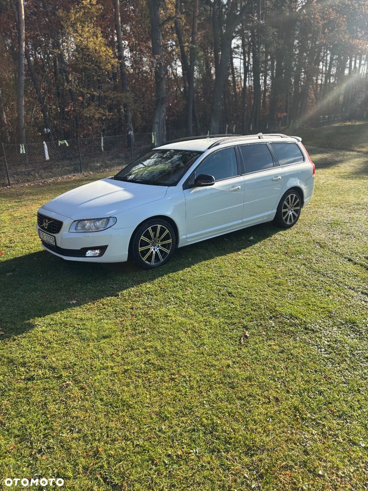 Volvo V70 D2 Summum - 20
