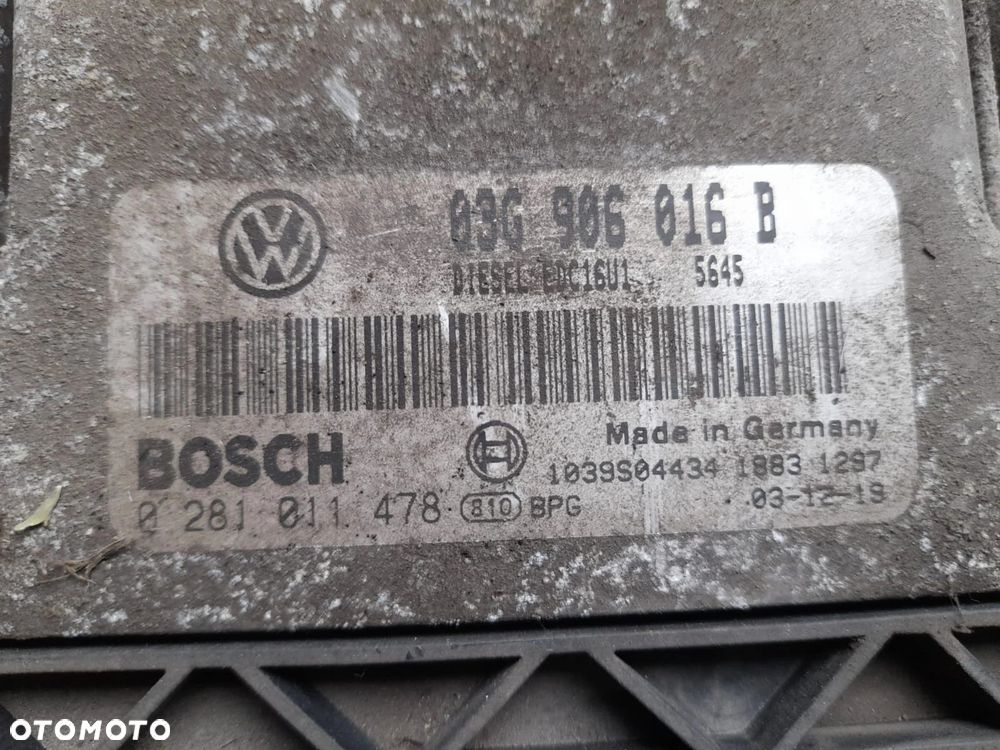 Golf V zestaw startowy 1,9TDI 105KM BKC Volkswagen - 2