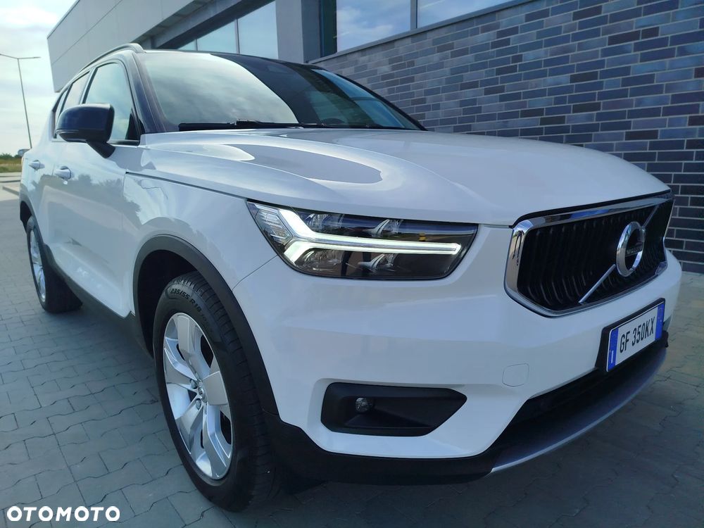 Volvo XC 40 T2 Plus Dark - 18