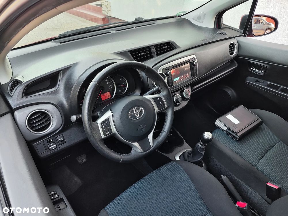 Toyota Yaris 1.33 VVT-i Life - 17