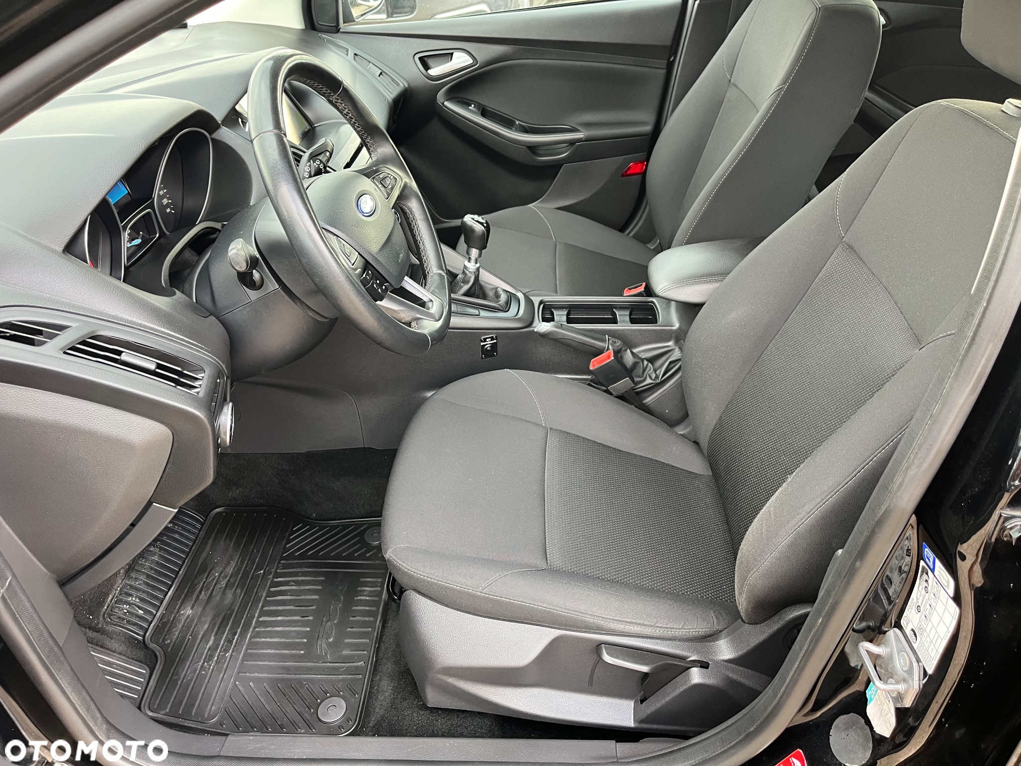 Ford Focus - 9