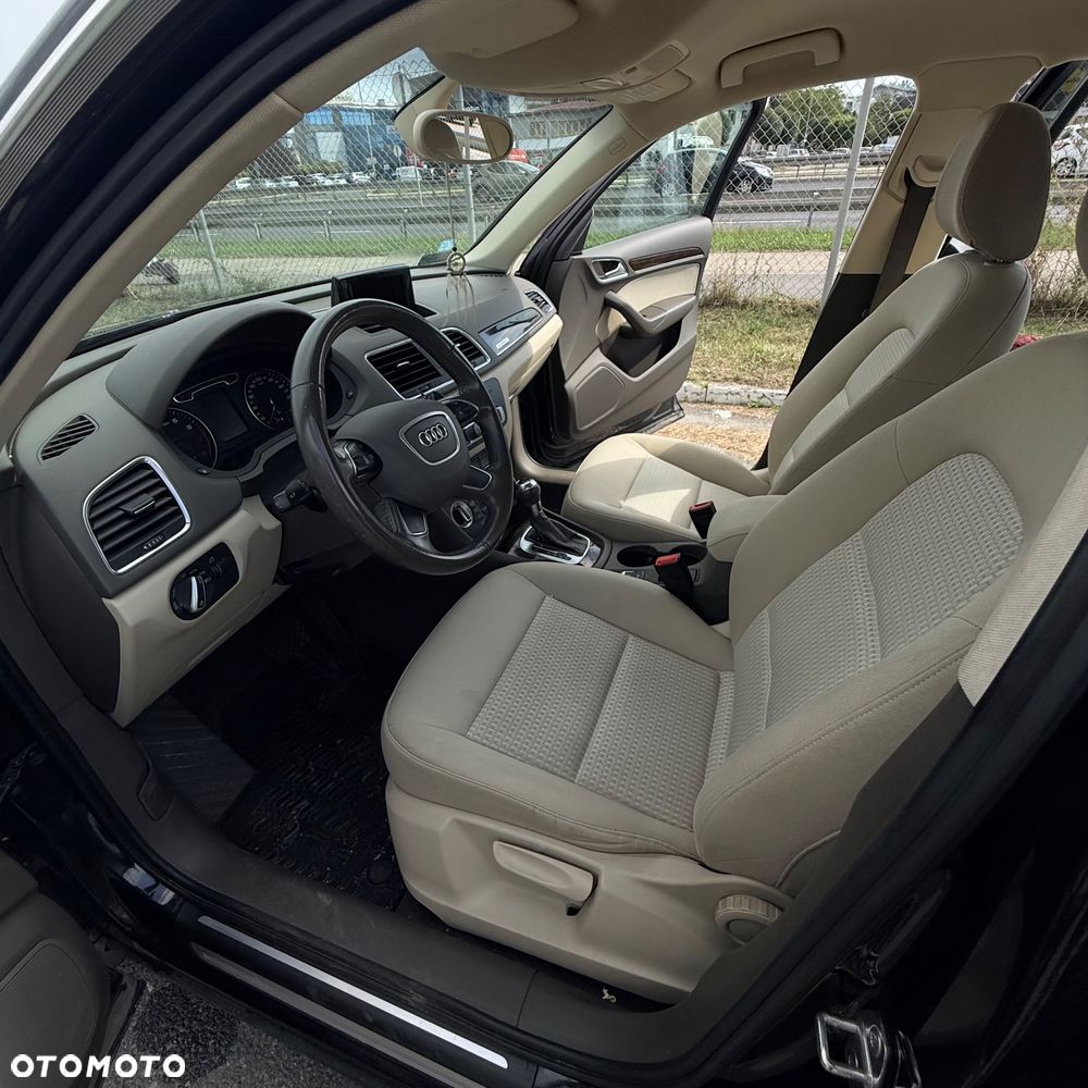 Audi Q3 - 10