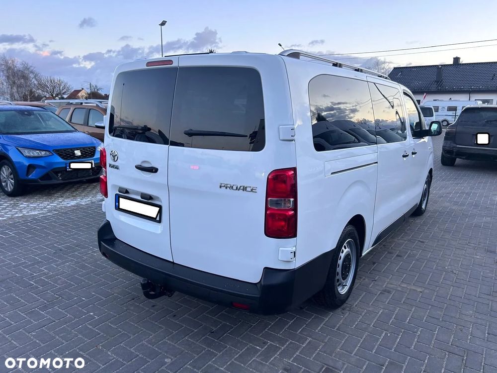 Toyota ProAce Kombi D-4D Long 2,8t - 4