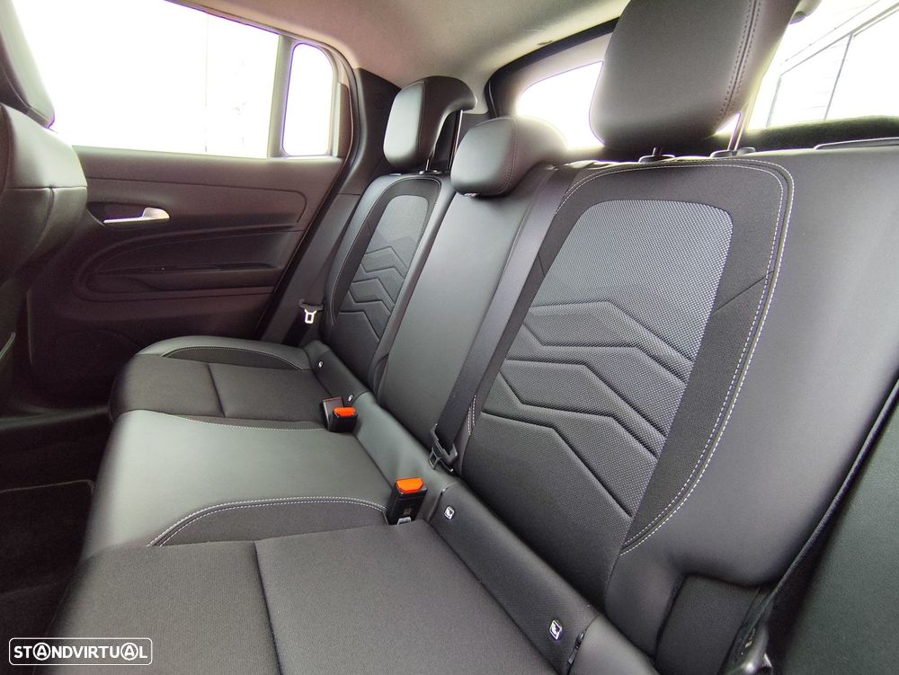 Jeep Avenger 1.2 GSE T3 Altitude - 30