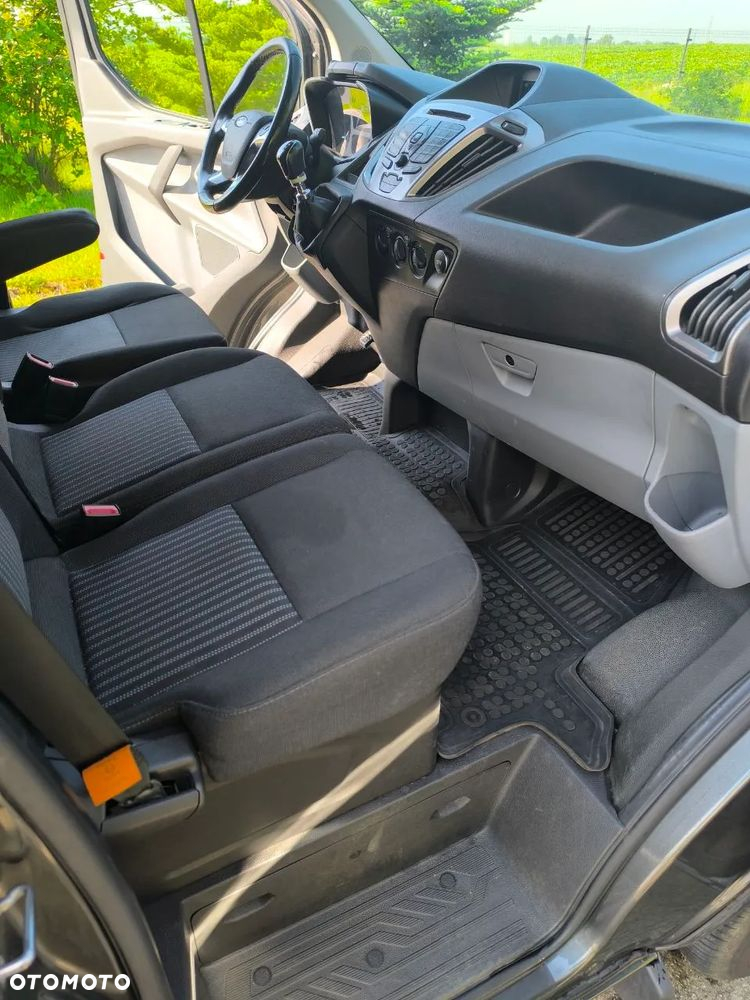 Ford TRANSIT CUSOM - 8
