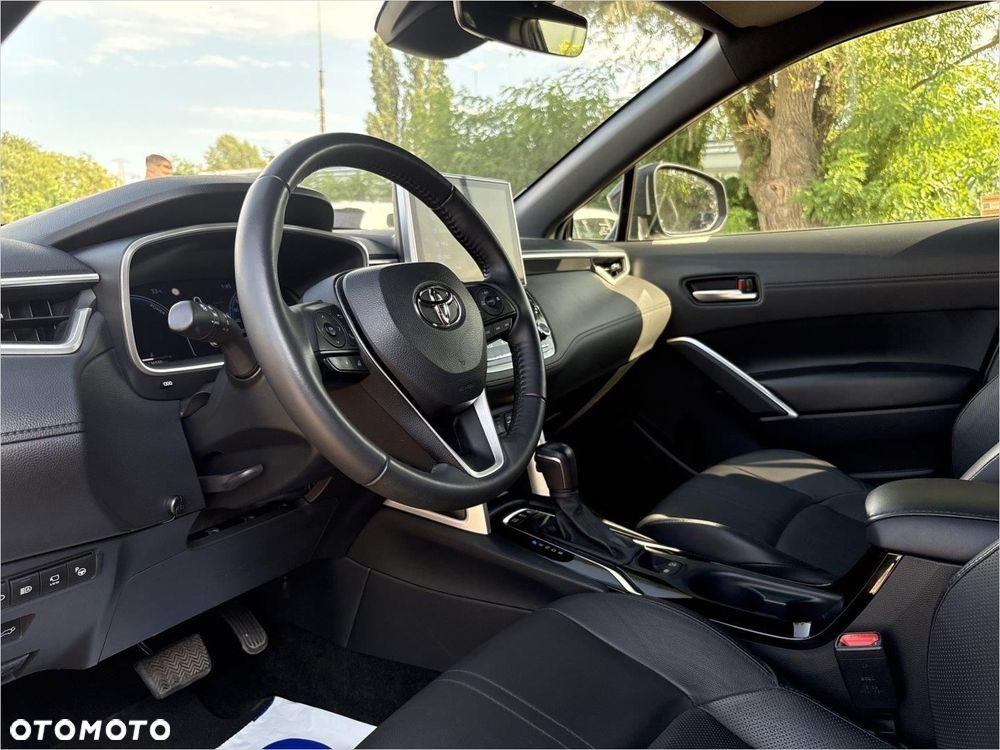 Toyota Corolla Cross 2.0 Hybrid Executive - 9