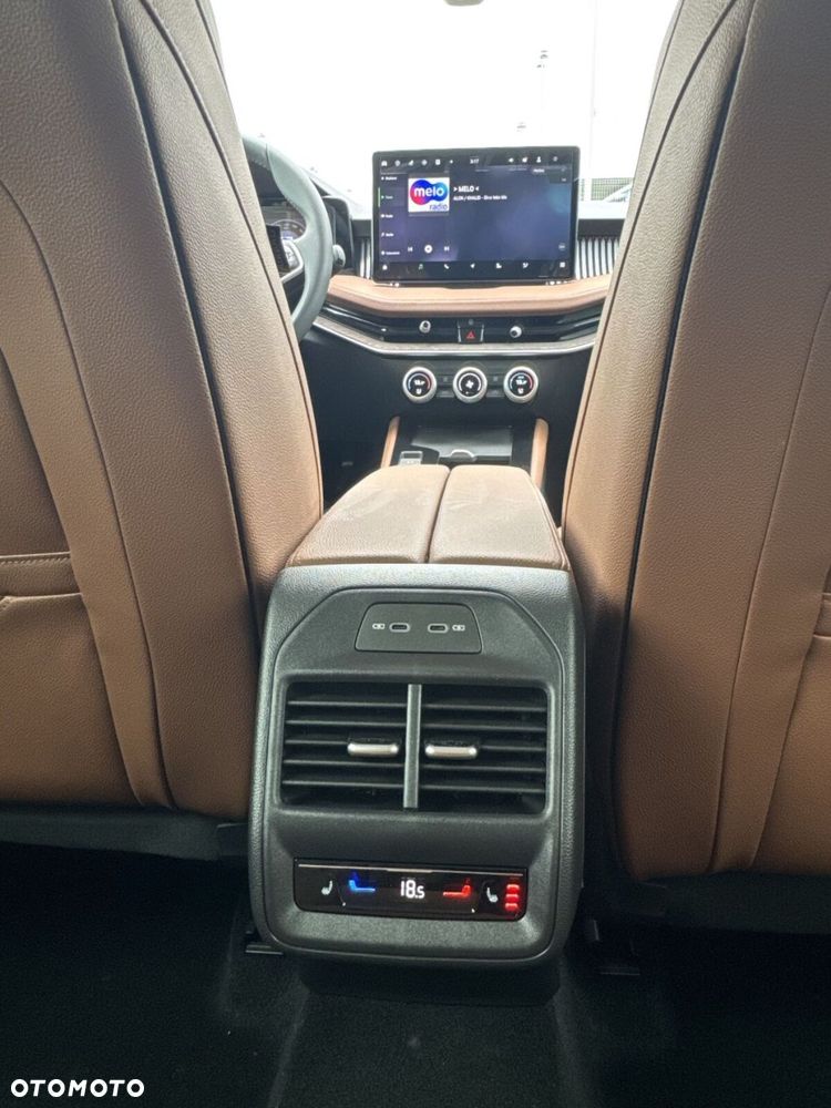 Skoda Superb 2.0 TDI SCR 4x4 L&K DSG - 34