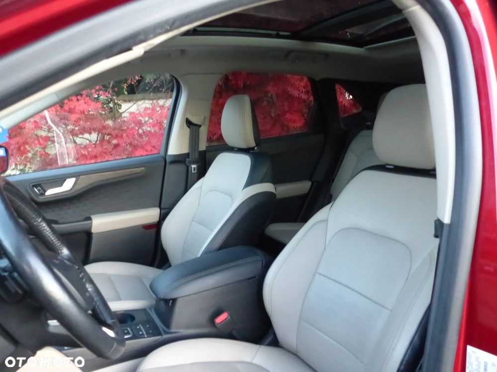 Ford Escape 2.0 EcoBoost AWD Titanium - 20