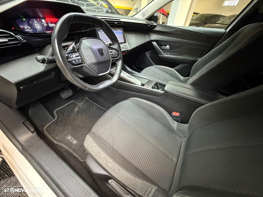 Peugeot 308 - 7