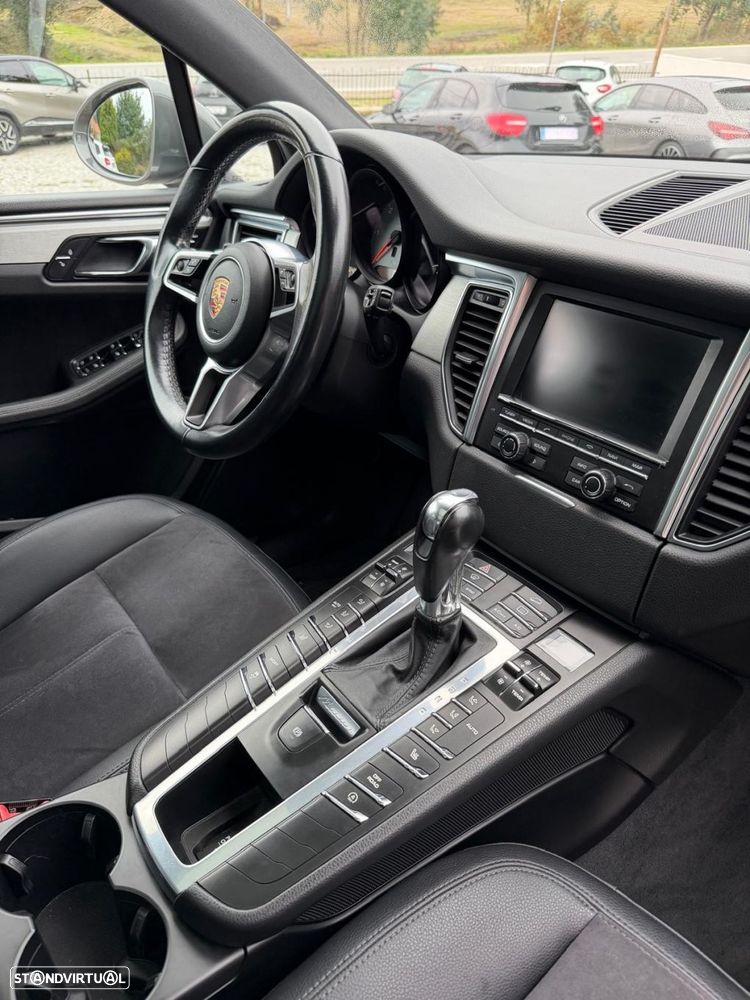 Porsche Macan S - 11