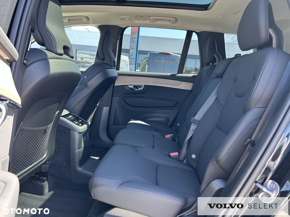 Volvo XC 90 - 31
