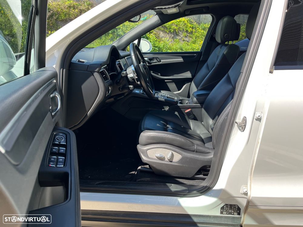 Porsche Macan - 19