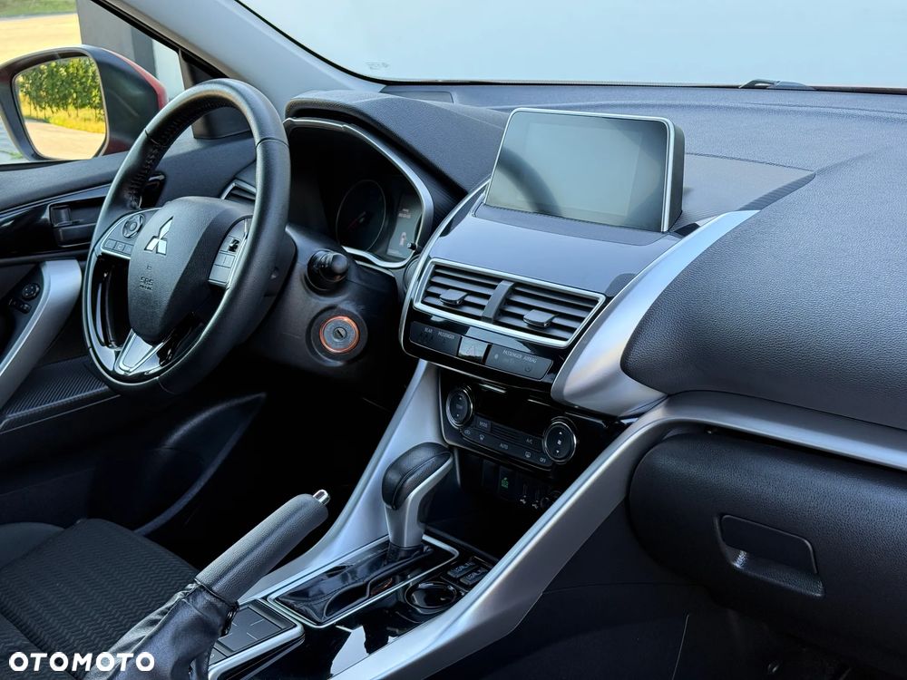 Mitsubishi Eclipse Cross - 27