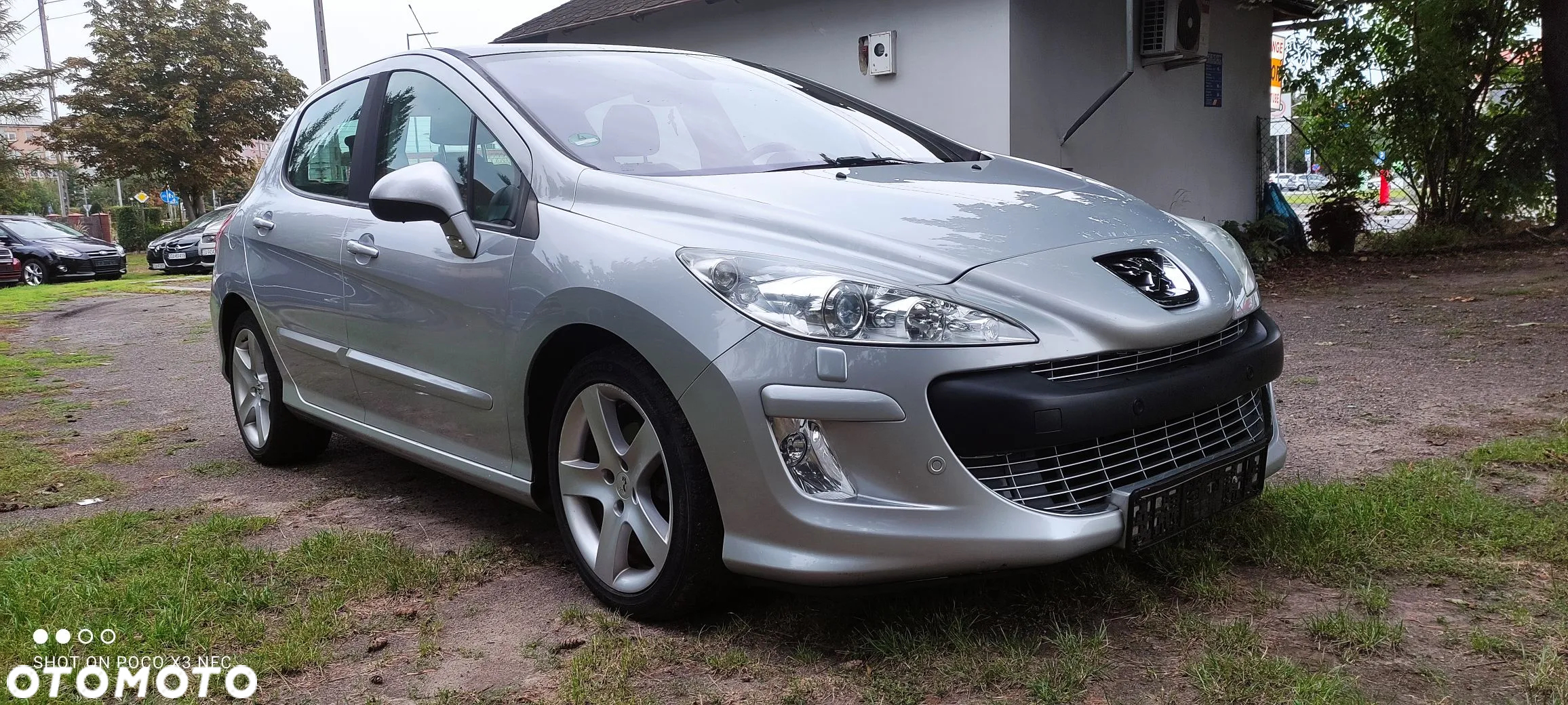 Peugeot 308 1.6 Premium Plus - 11
