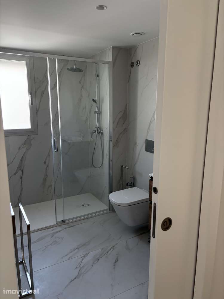 T1 Moderno com Ar Condicionado junto ao metro - Grande imagem: 4/9