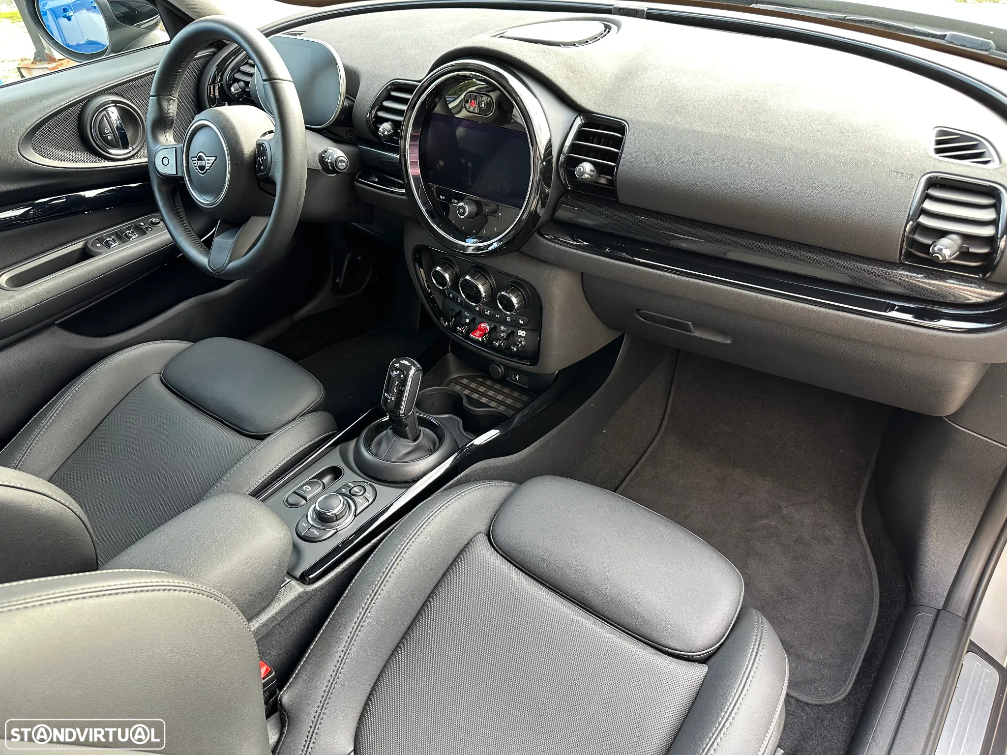 MINI Clubman Cooper Premium Plus Classic Auto - 11
