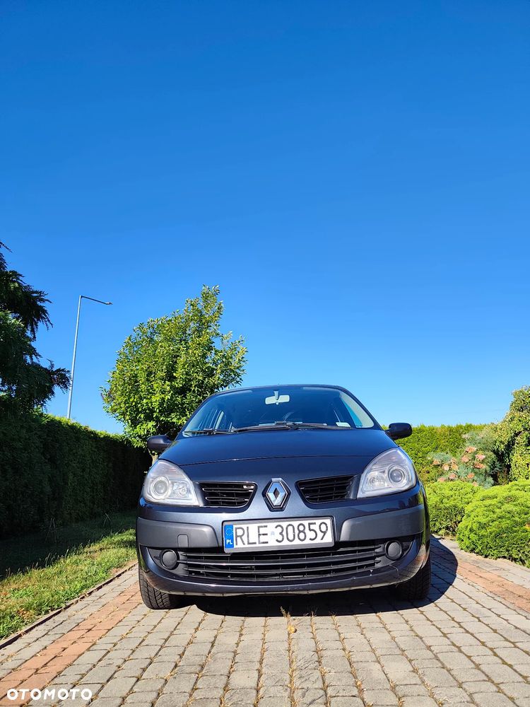 Renault Scenic - 2