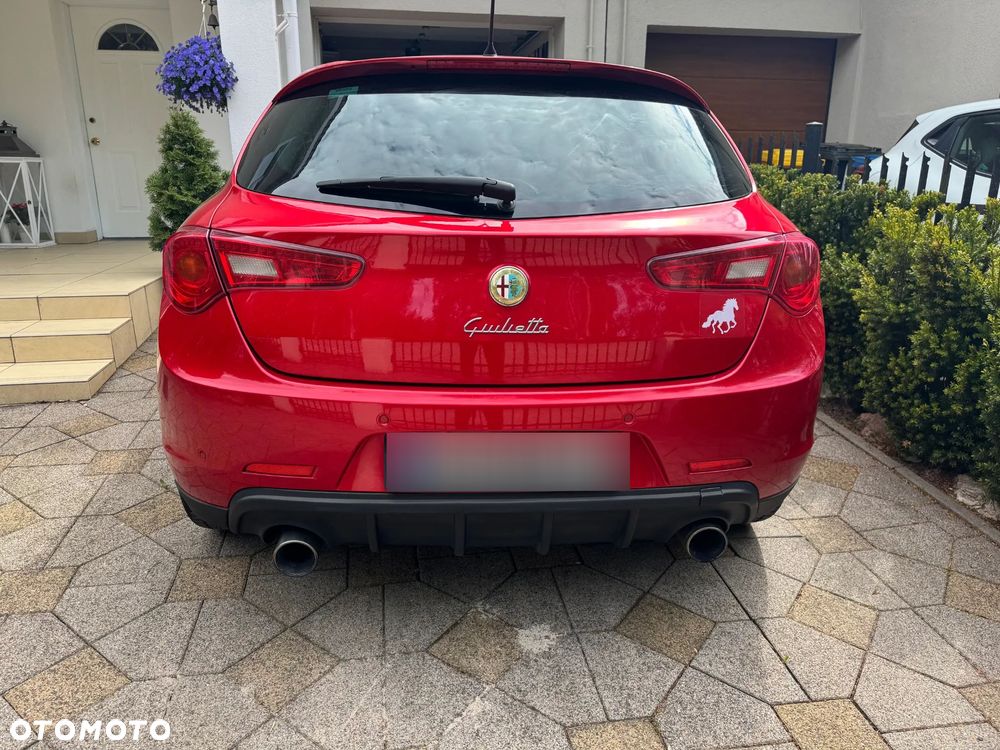 Alfa Romeo Giulietta ver-1750-tbi-quadrifoglio-verde - 5