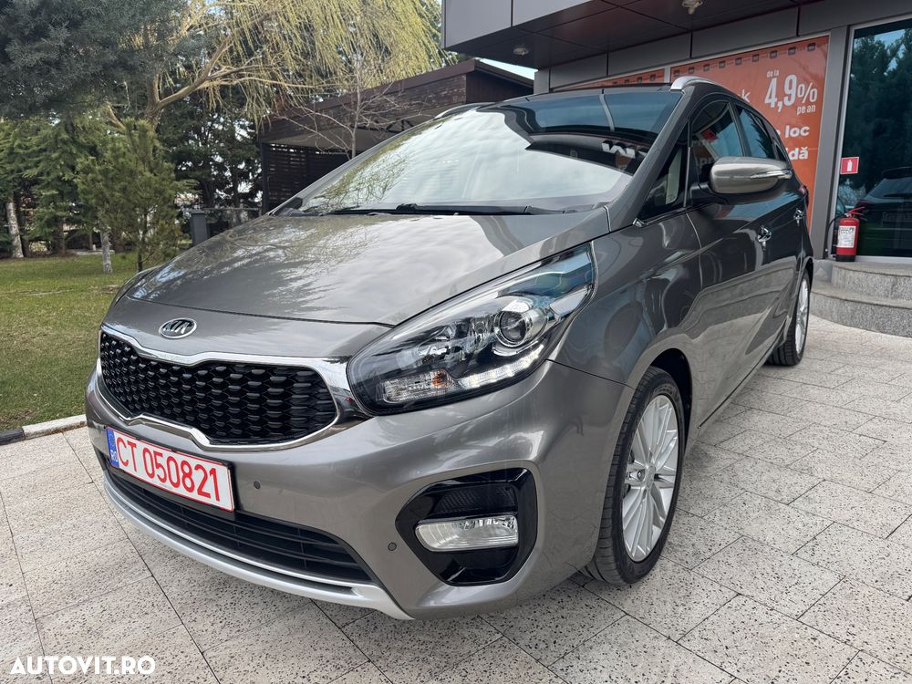 Kia Carens 1.7 CRDi 115 Dream-Team Edition - 1