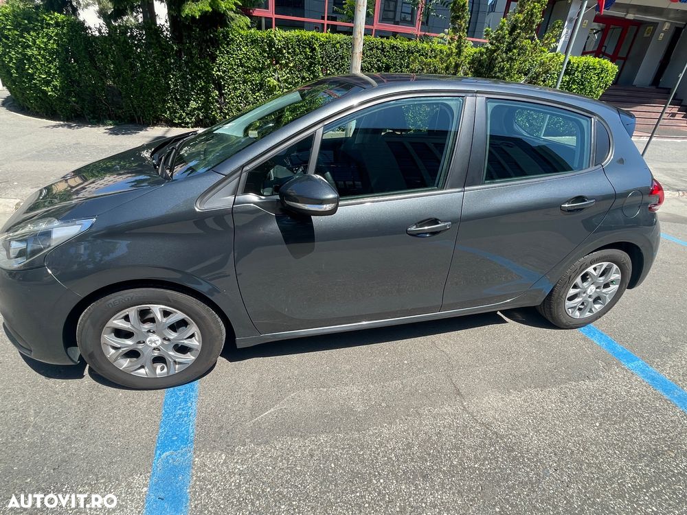Peugeot 208 1.2 L PureTech ETG Active - 2