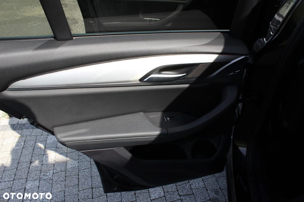 BMW X3 xDrive30i Luxury Line sport - 16