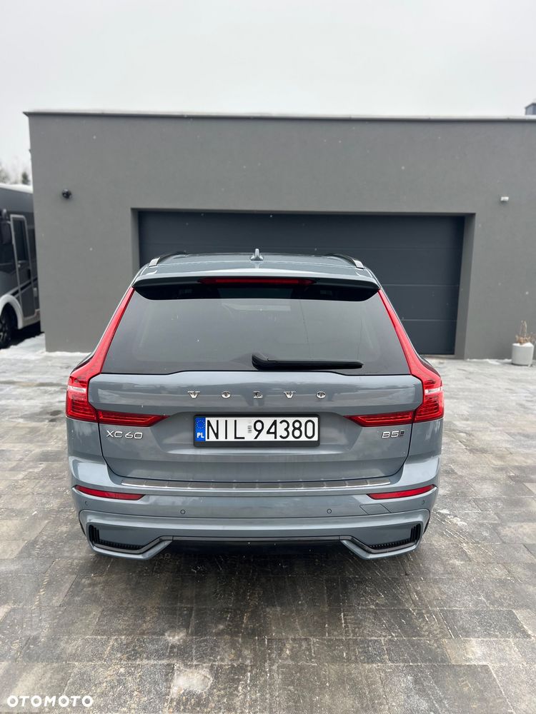 Volvo XC 60 B5 B AWD R-Design - 6