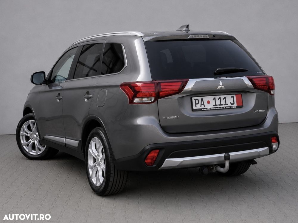 Mitsubishi Outlander 2.2 DI-D 4WD Automatik Edition 100+ - 6