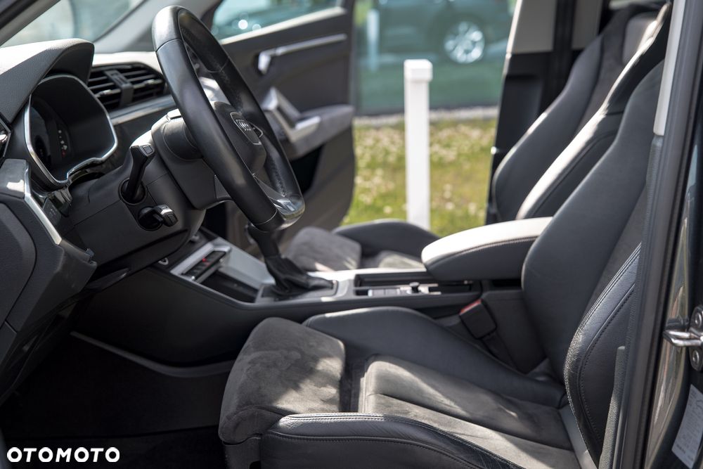 Audi Q3 40 TFSI Quattro S tronic - 21