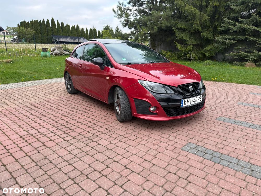 Seat Ibiza SC 1.4 TSI Cupra DSG - 2
