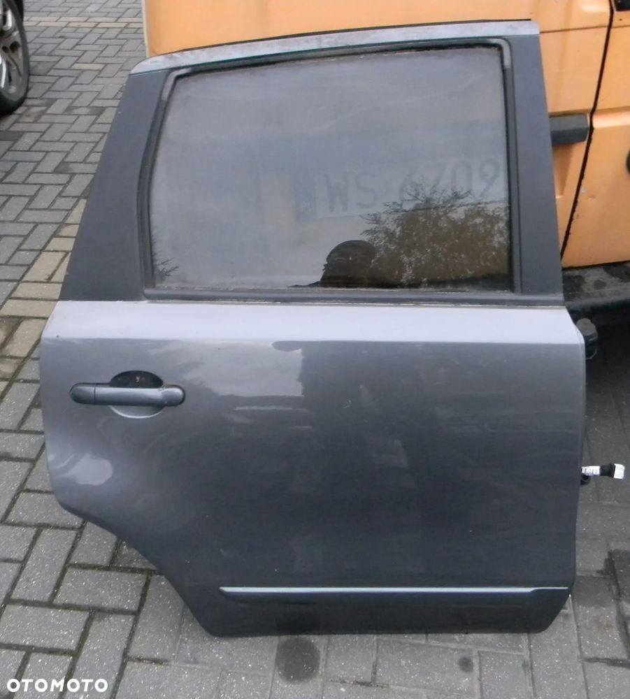 drzwi prawe tył NISSAN NOTE E11