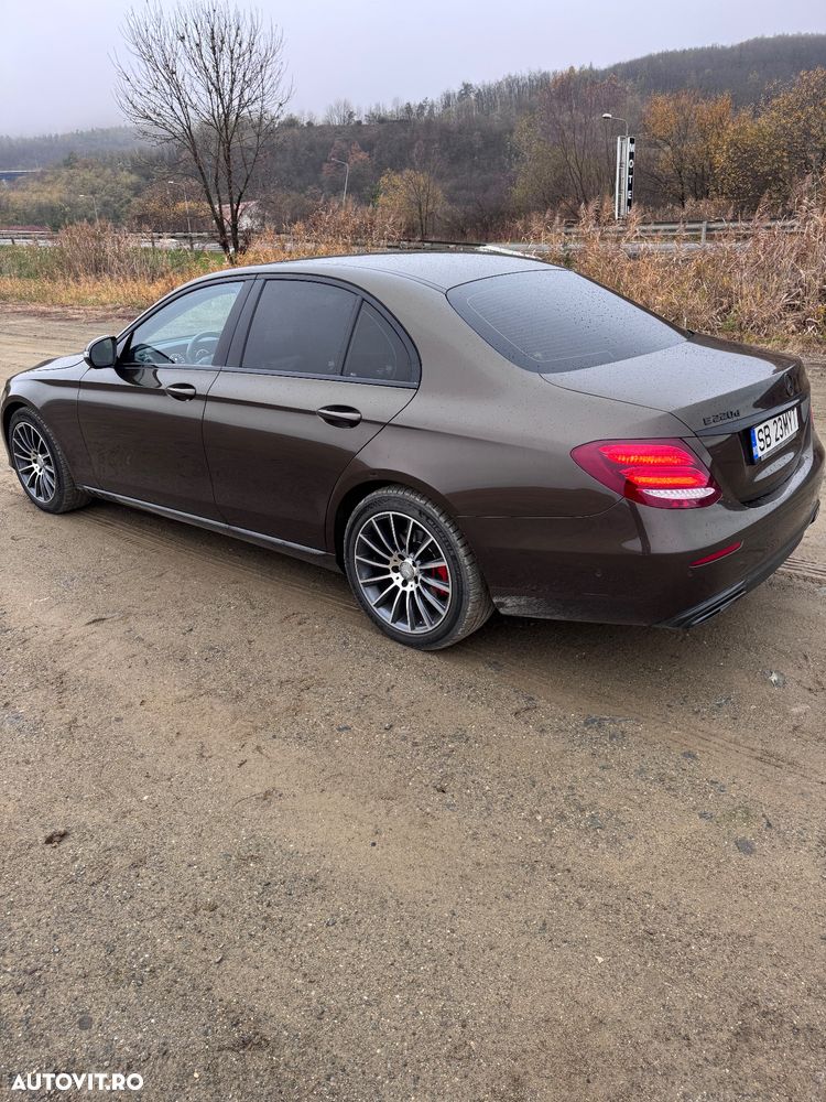 Mercedes-Benz E 220 d Aut. - 9