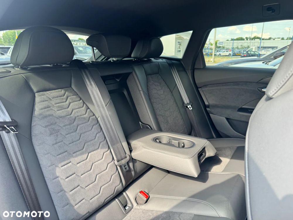 Audi A6 Avant e-tron 83kWh - 37