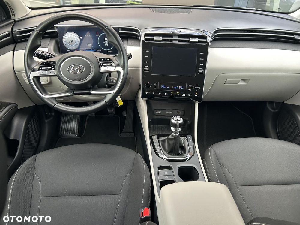 Hyundai Tucson - 16