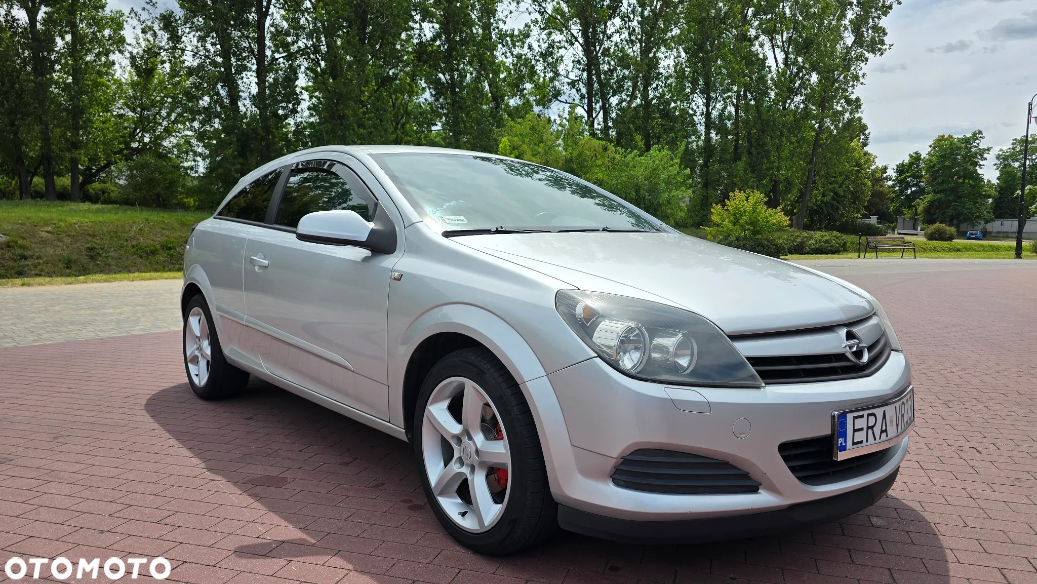 Opel Astra GTC 1.8 Sport - 7