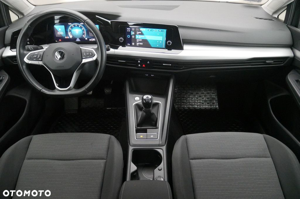 Volkswagen Golf VIII 1.0 TSI - 8