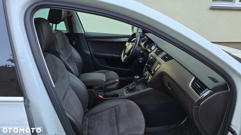 Skoda Octavia Scout 2.0 TDI 4x4 DSG - 18