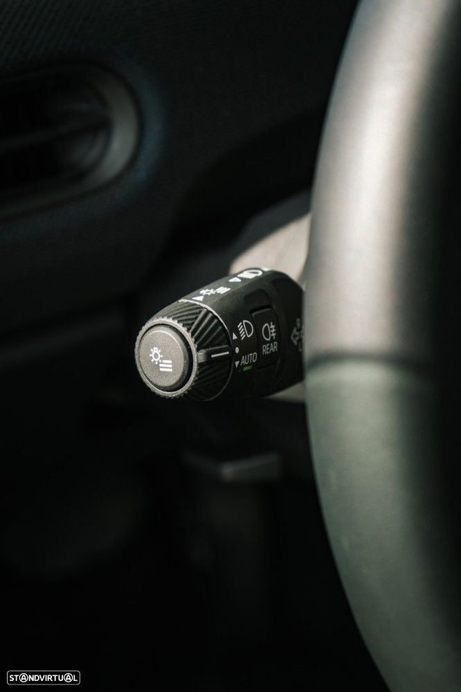 MINI 3 Portas Cooper C Essential - 20