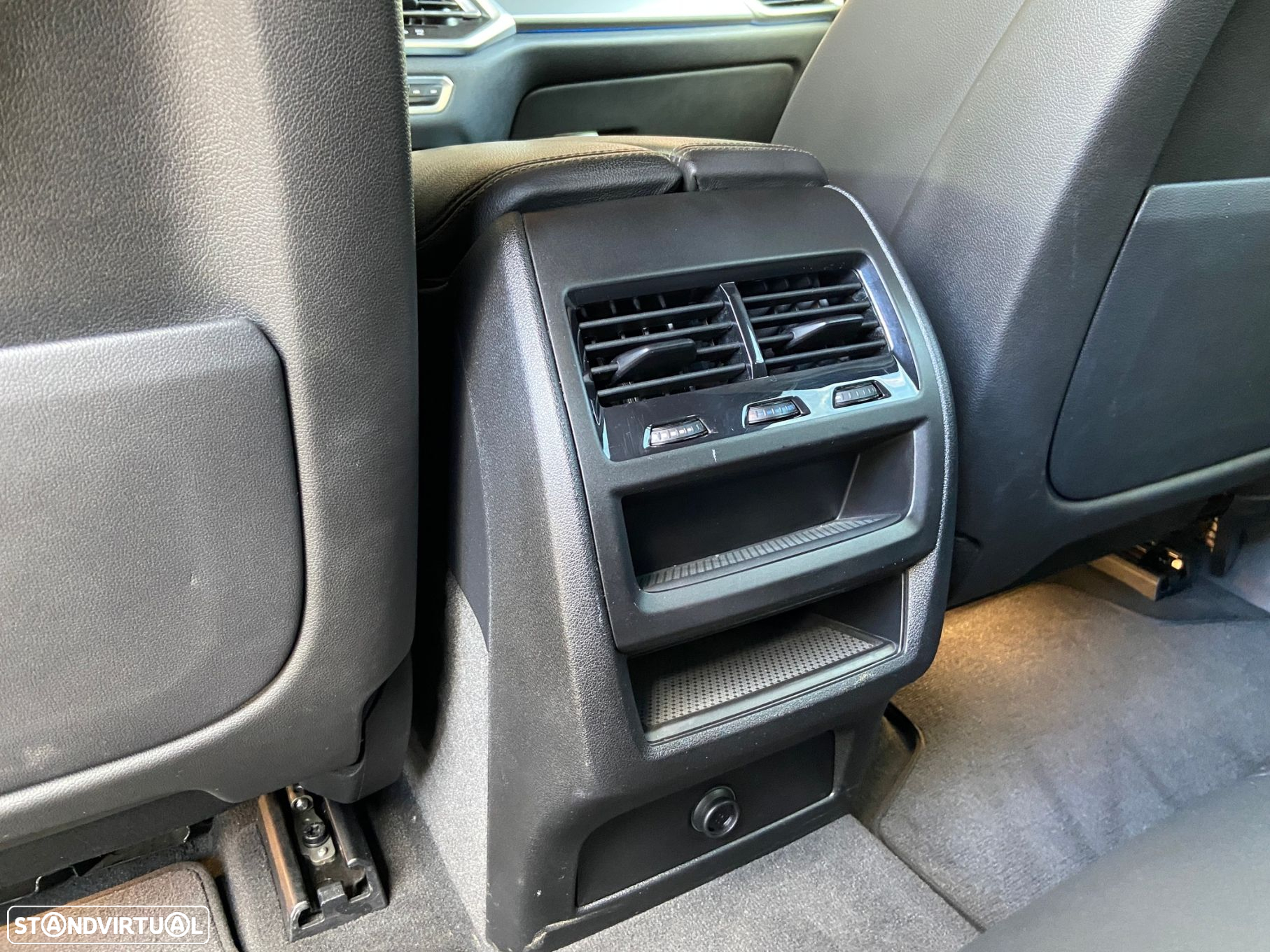 BMW X5 45 e xDrive Pack M - 24
