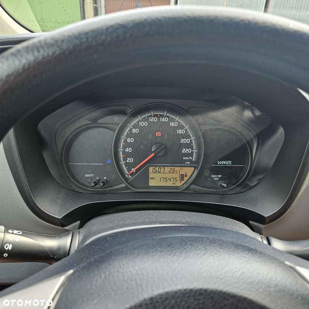 Toyota Yaris 1.4 D-4D Active EU6 - 7