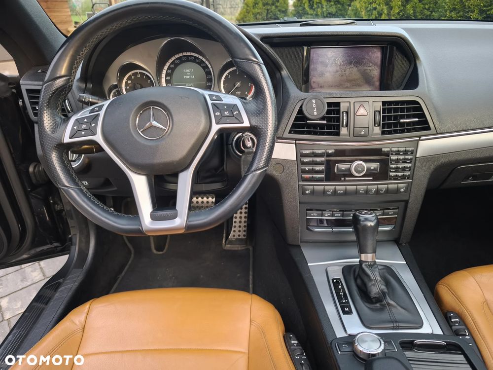 Mercedes-Benz Klasa E - 14