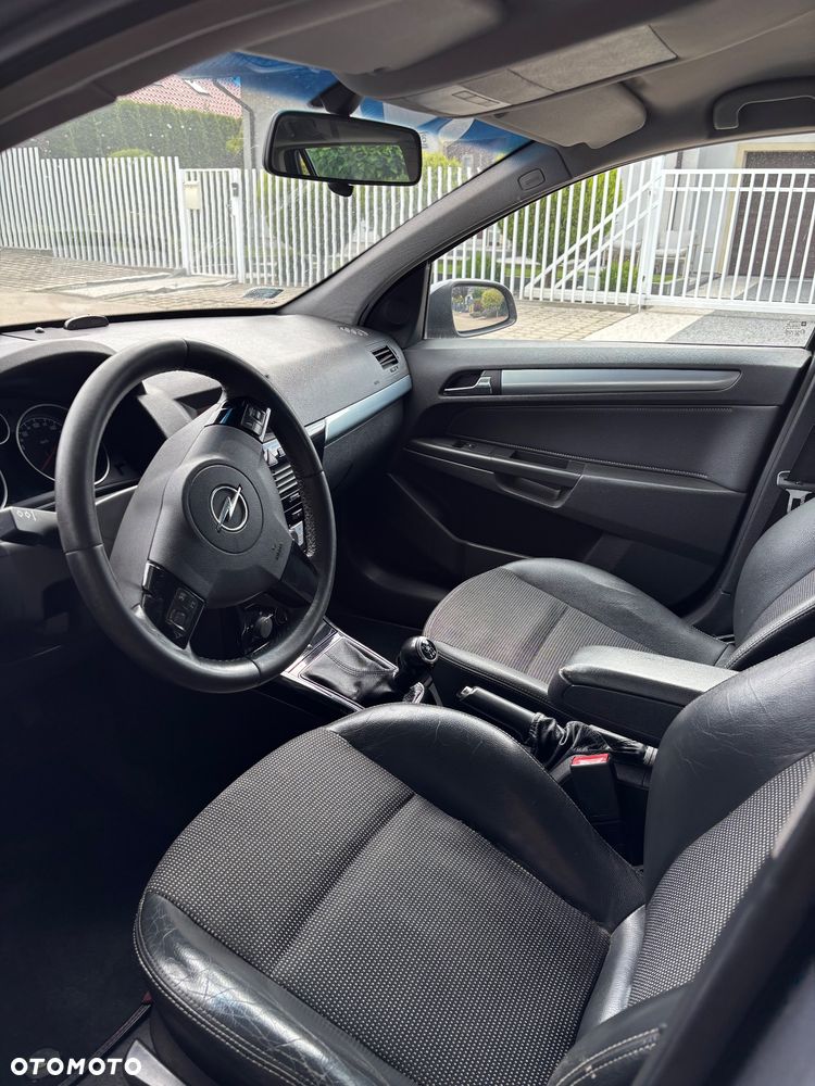 Opel Astra 1.9 CDTI Sport - 5