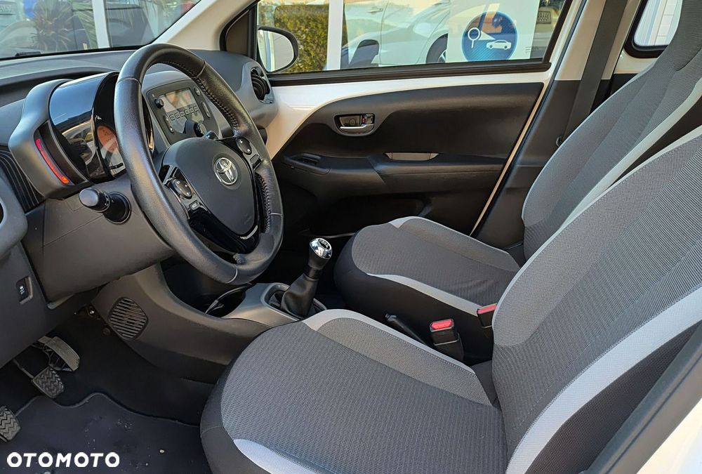 Toyota Aygo - 10
