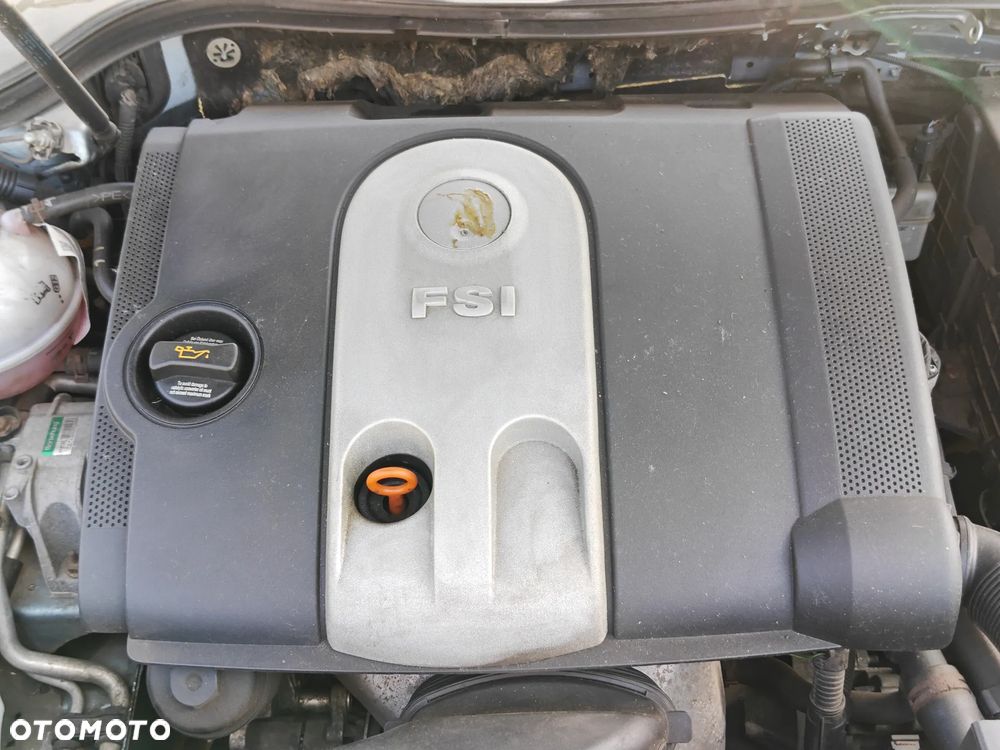 Volkswagen Passat 1.6 Comfortline - 19