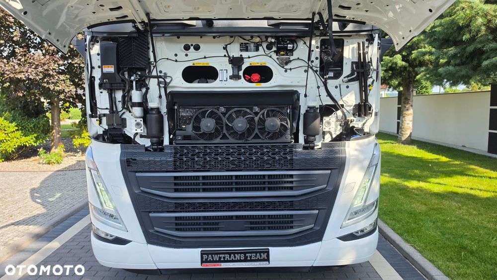 Volvo ///FH///500///2022///GLOBETROTTER/// XXL///FULL LED///VIRTUAL COCPIT/// TABLET///KLIMATYZACJA POSTOJOWA/// ZABUDOWY MIĘDZYOSIOWE///WAGA/// KAMERA///STAN BARDZO DOBRY - 20